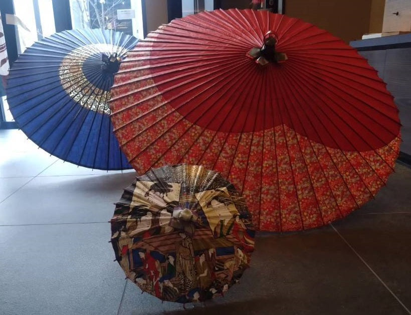 Navy blue Japanese umbrella pattern