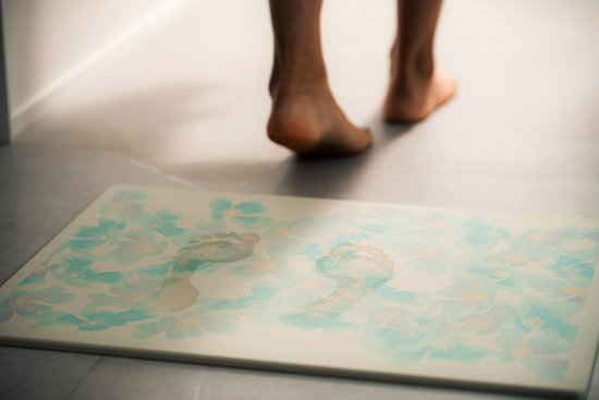 Diatomaceous Earth Bath Mat Dogwood