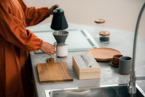 珪藻土パーパータオルボックス グレー